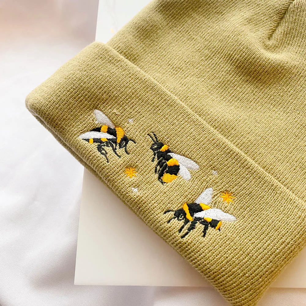 BEES & SPARKLES TAN BEANIE