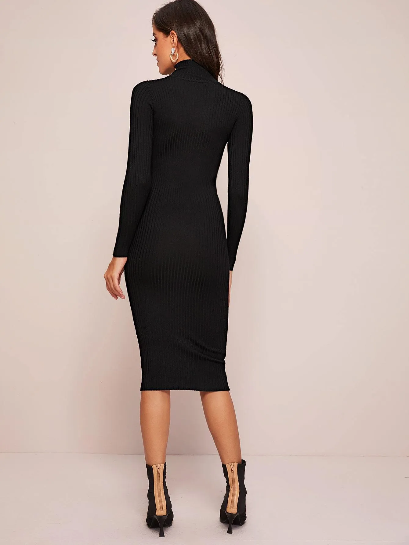 Buttoned Funnel Neck Slim Fitted Jumper Dress