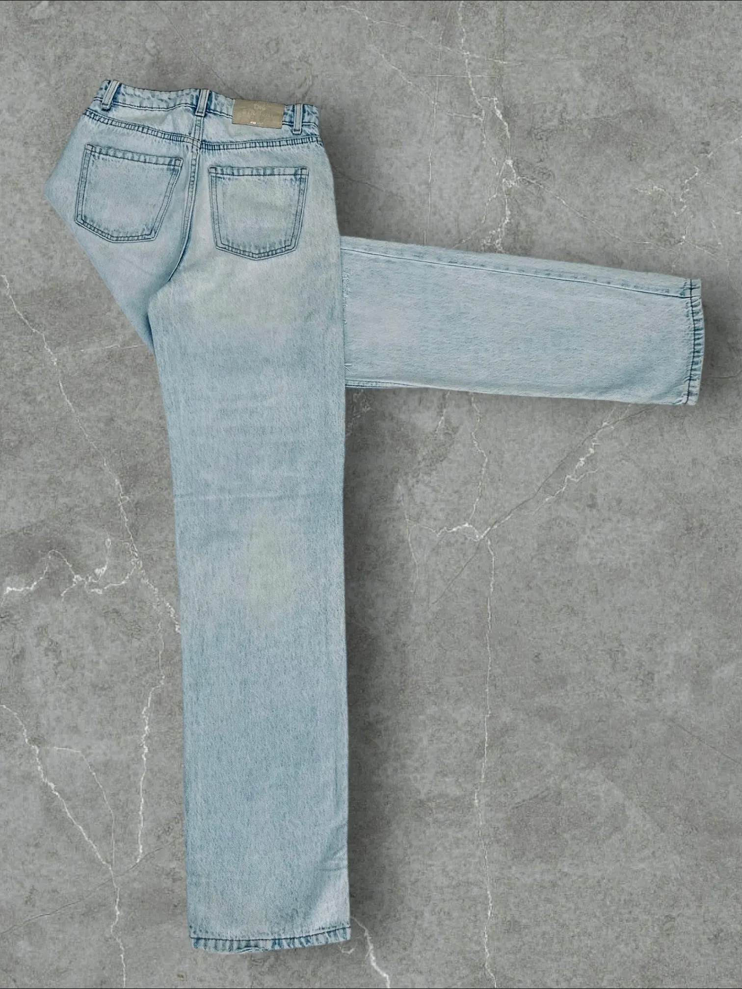 FB SISTER STRAIGHT LEG VINTAGE JEANS