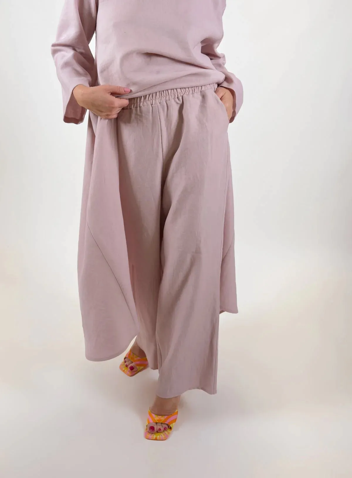 JESIKA WIDE LINEN PANTS