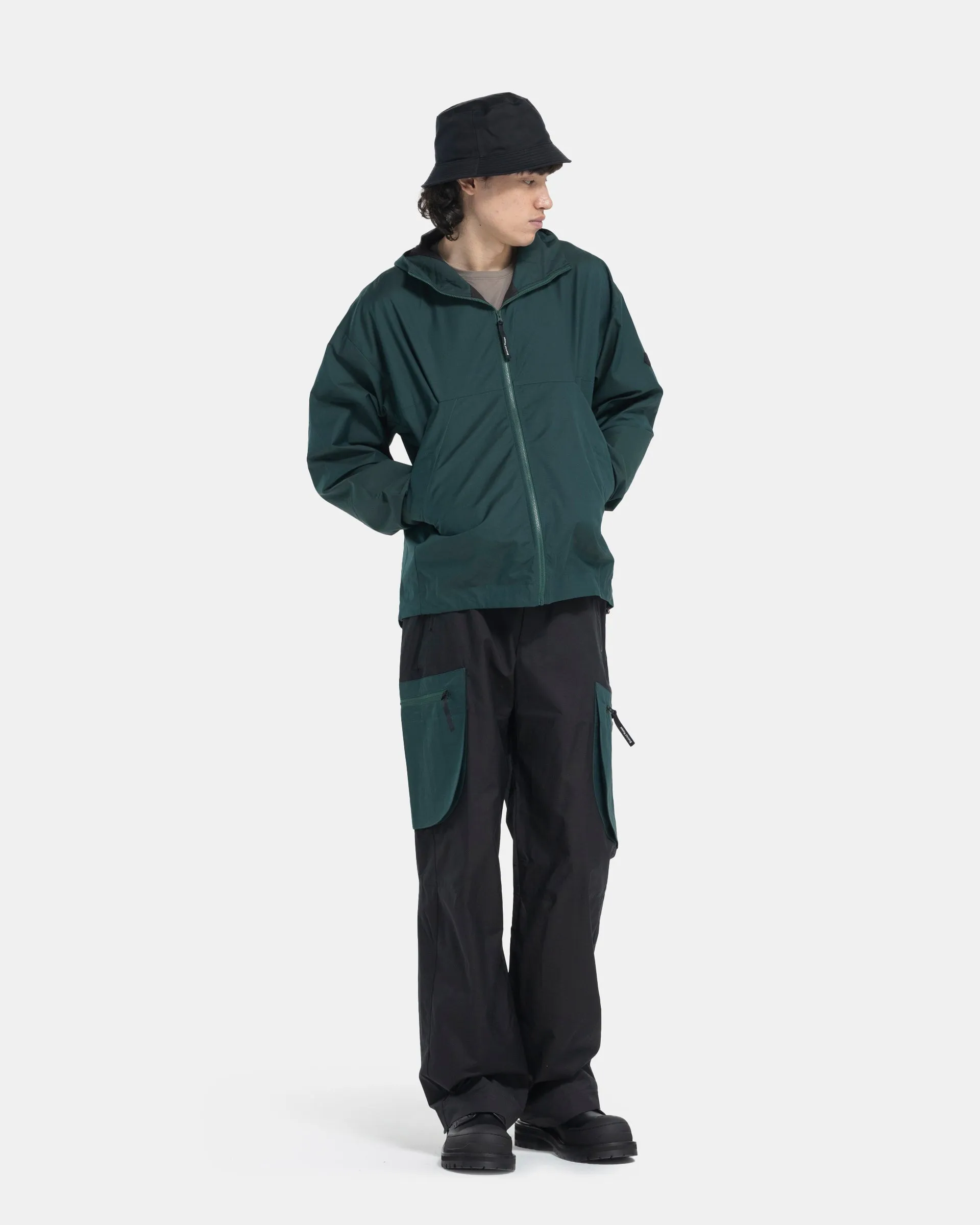 Organic Cotton Cargo Pants in Black