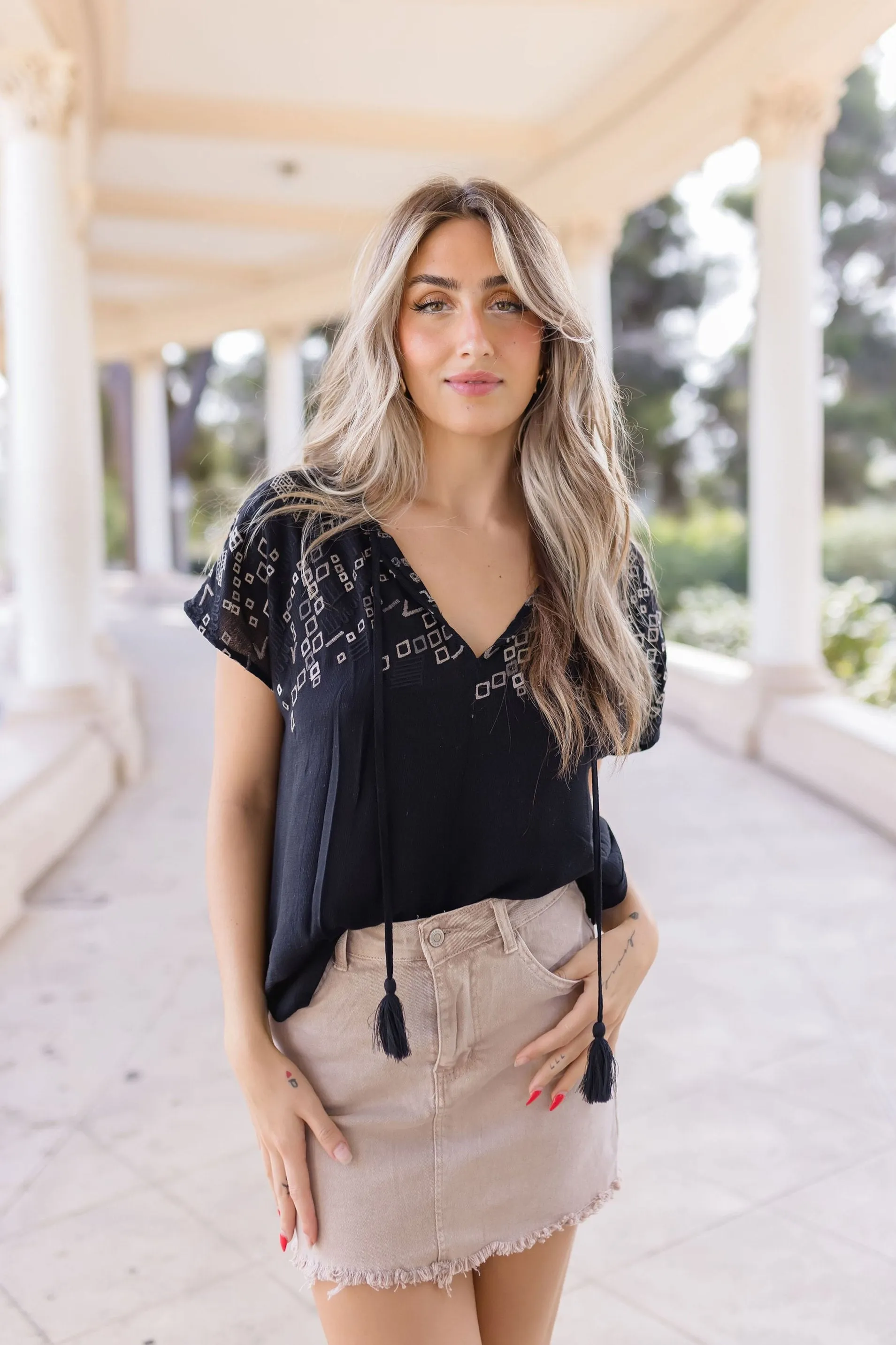 Poppy Short Sleeve Embroidered Top Black