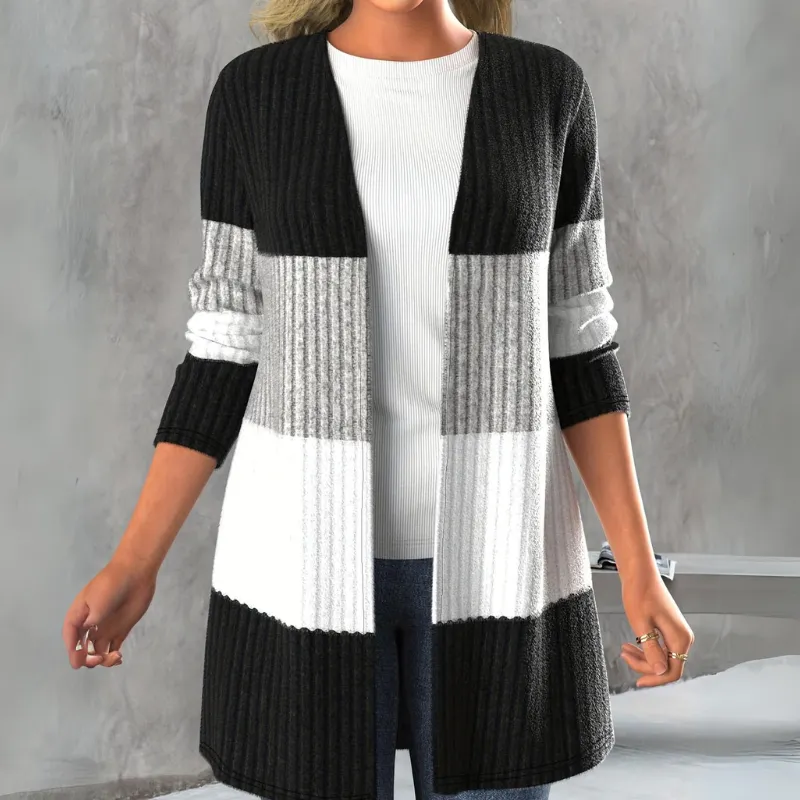 Raven - Elegant Knitted Cardigan for Women